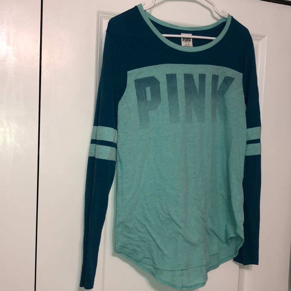 Victoria’s Secret PINK top